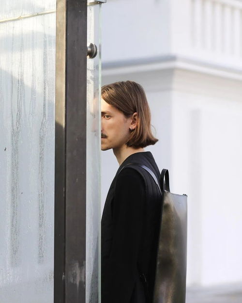 钱包不保 上班和出游都适合的5个高颜值背包品牌