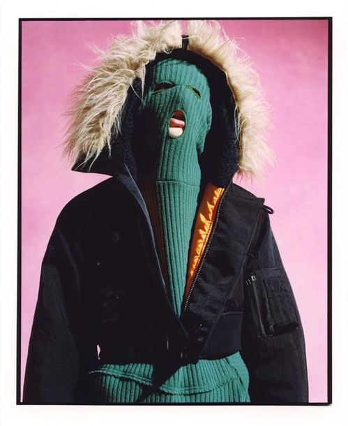 王一博领衔的蒙面潮人造型 到底如何搭配