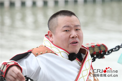 《极限挑战2》岳云鹏薛之谦宋小宝助力"男人帮"穿越新三国